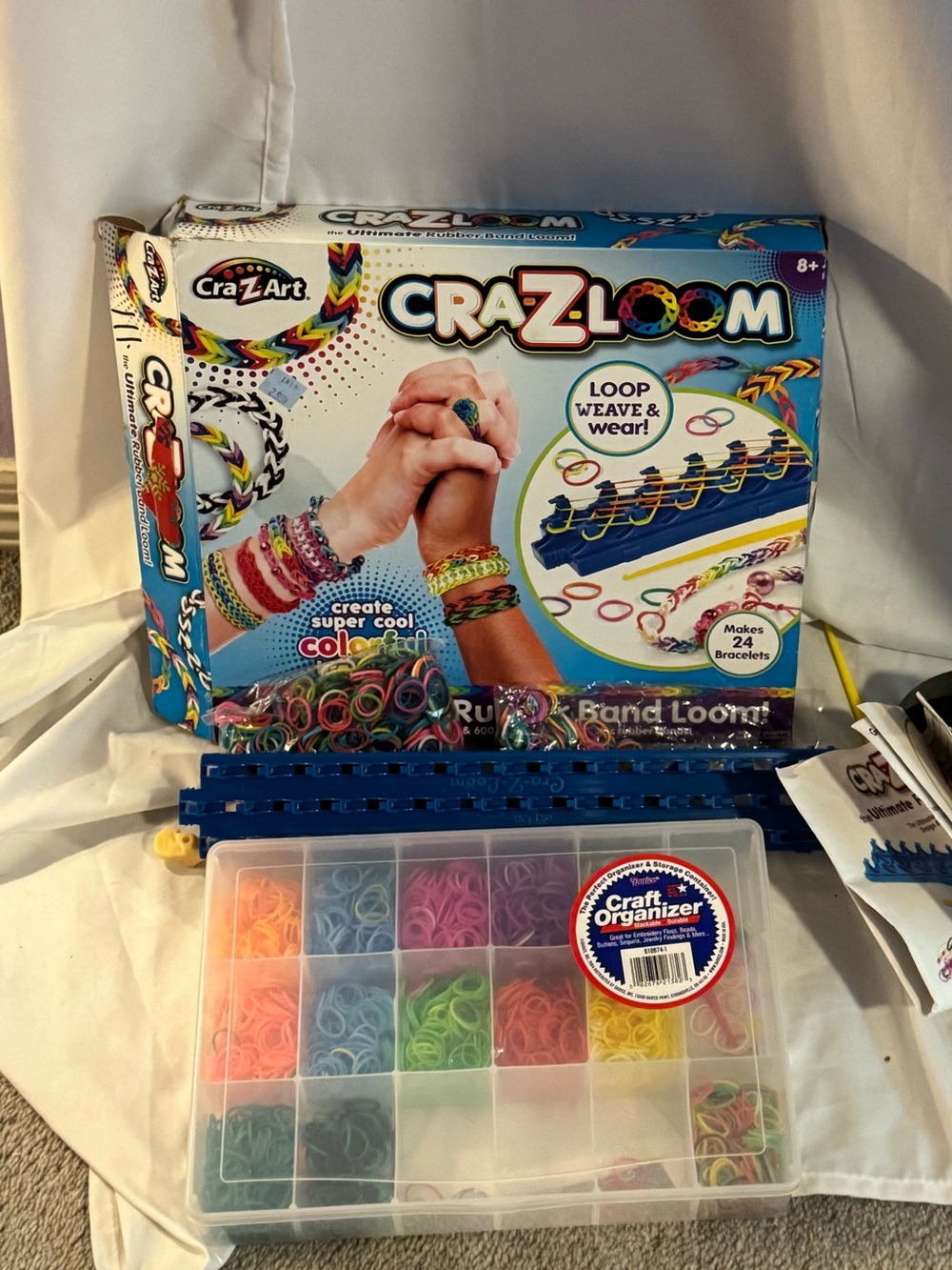 Cra-Z-Loom Rainbow Rubber Band Loom Kit extra band  Organizer